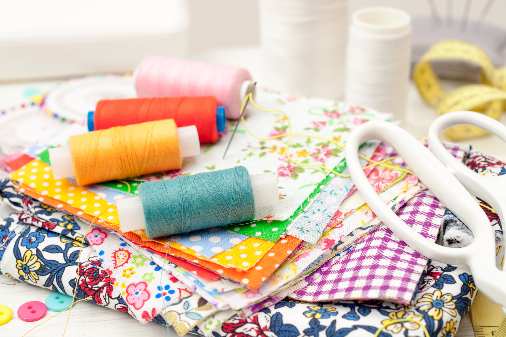 Apprendre la couture quand on débute : erreurs à éviter et conseils pour progresser
