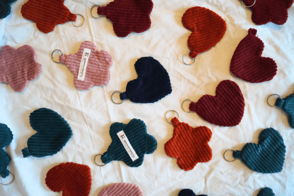 Idées cadeaux pour la Fête des grands-mères : accessoires couture faits main selon votre budget